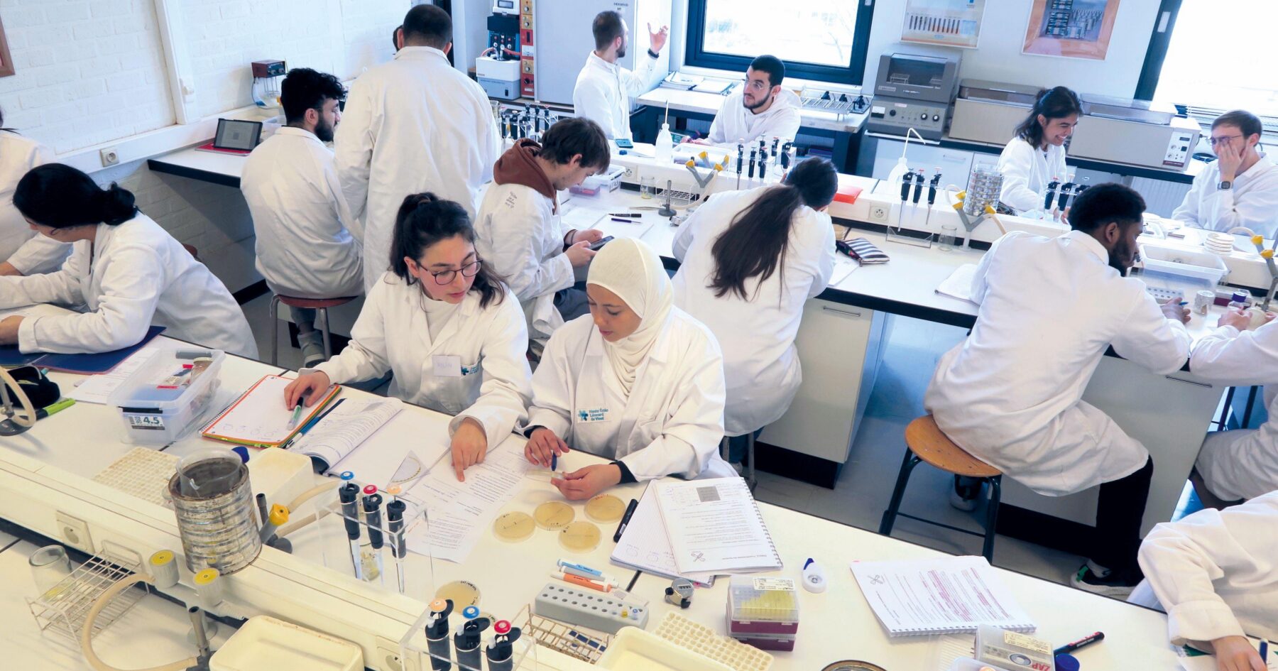 Bachelier en chimie | Haute Ecole Léonard de Vinci