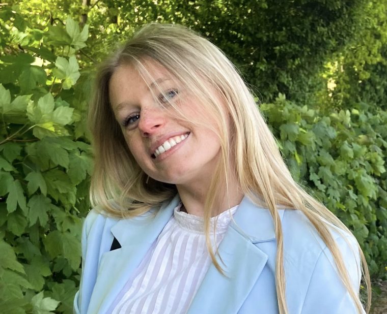 V Mag Marie Decaluwe